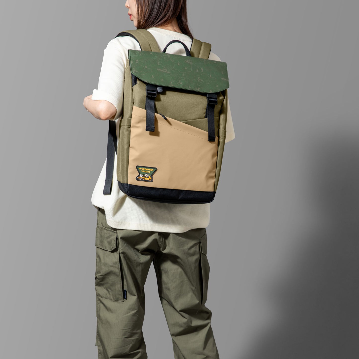 Slash-T64 Flip Laptop Backpack 15.6 Inch/18L Green