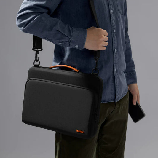 Defender-A40 Laptop Shoulder Bag - Black 13.5 - 14 inch