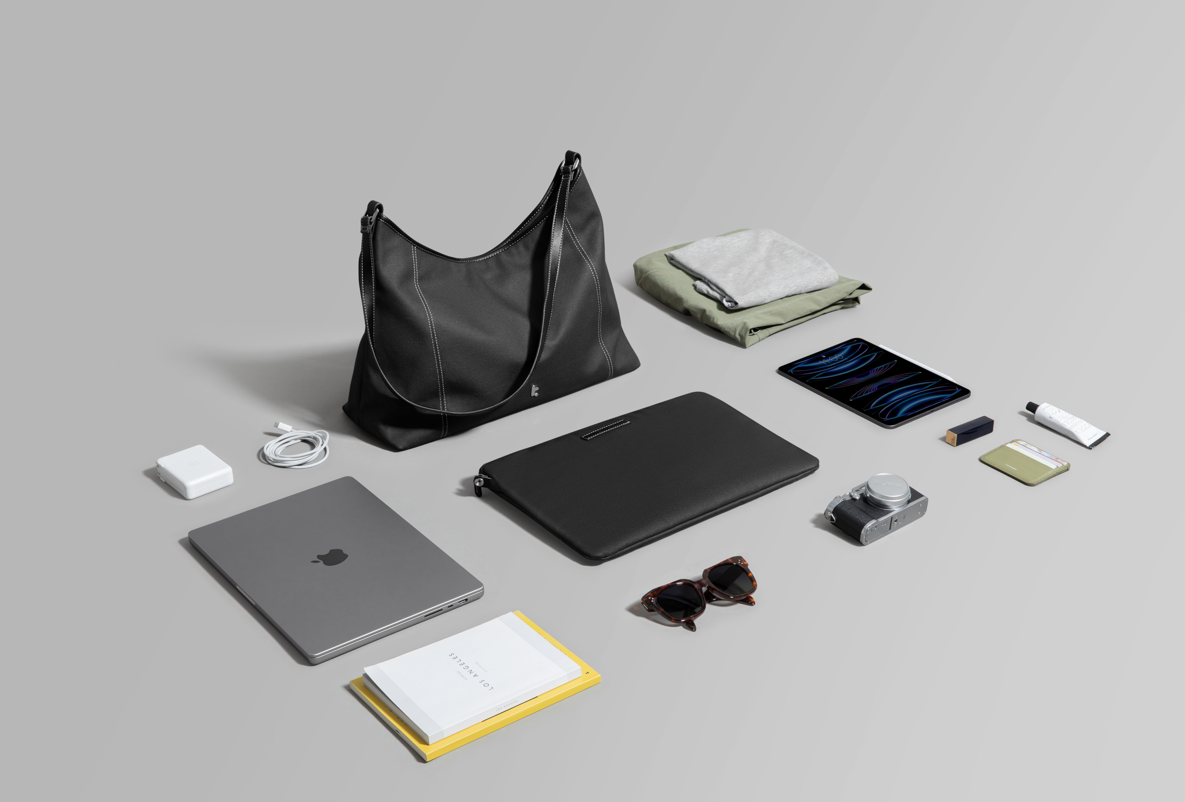 Versatile-T28 Laptop Tote Bag Black 16 Inch/18L with sleeve