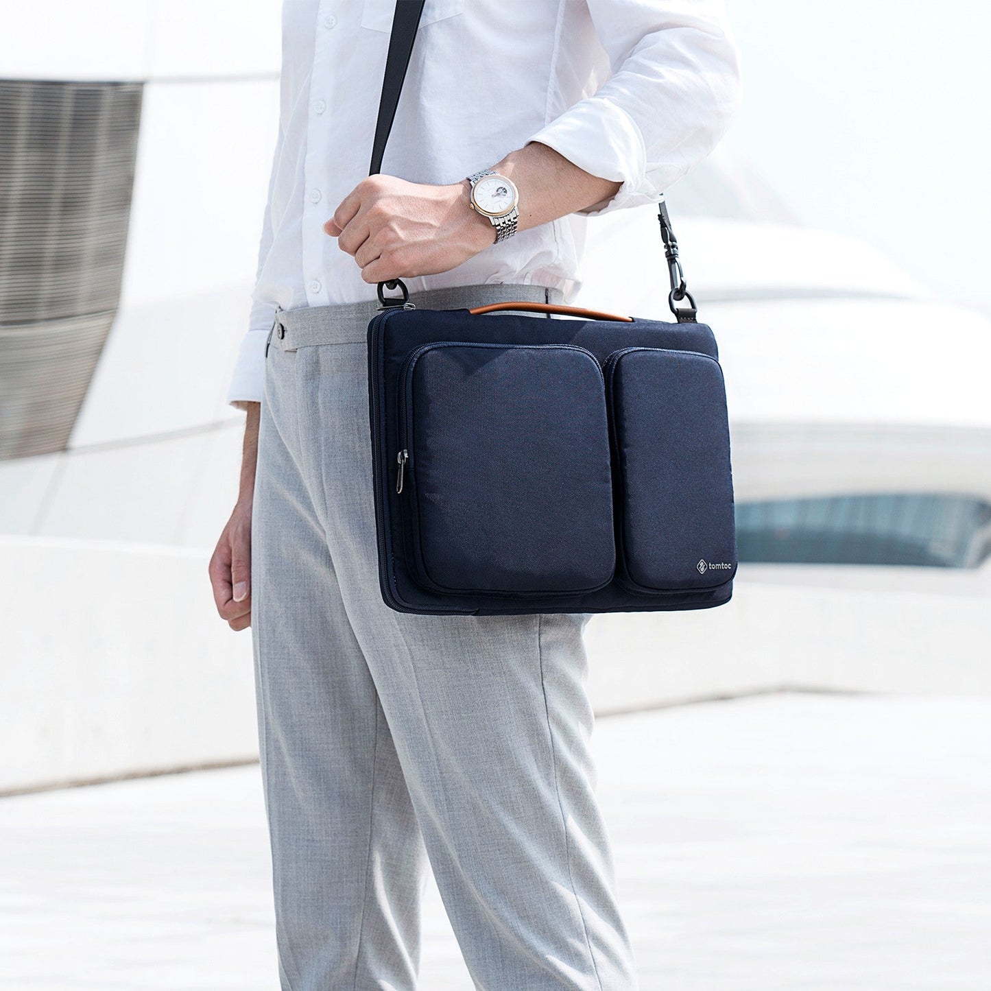 Defender A42 For 13.5-14.4-inch- Dark Blue