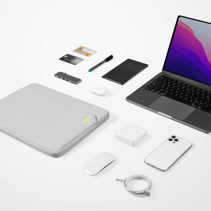 Light-A18 Laptop Sleeve Light Grey 13-inch