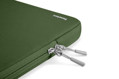 Defender-A13 Laptop Sleeve - green