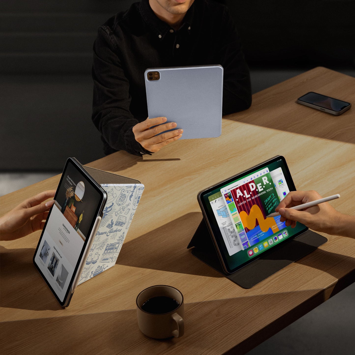 OCHM-B52 iPad 4-Mode Folio 10th Gen 10.9 & 11-inch [up to 5th Gen Air / 4th Gen Pro]